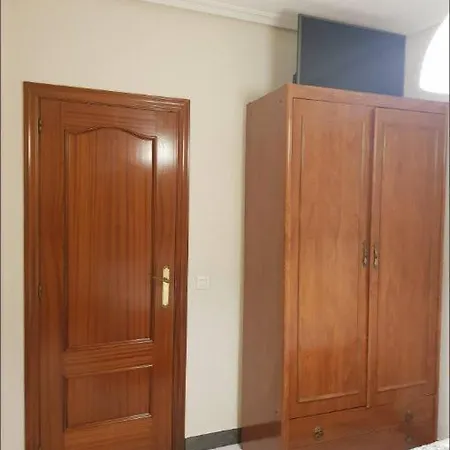 Private With Shared Bathroom Salamanca